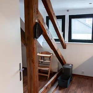 Zentrale Im Gruenen! Apartment
